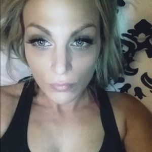 Meet your Posher, Christa